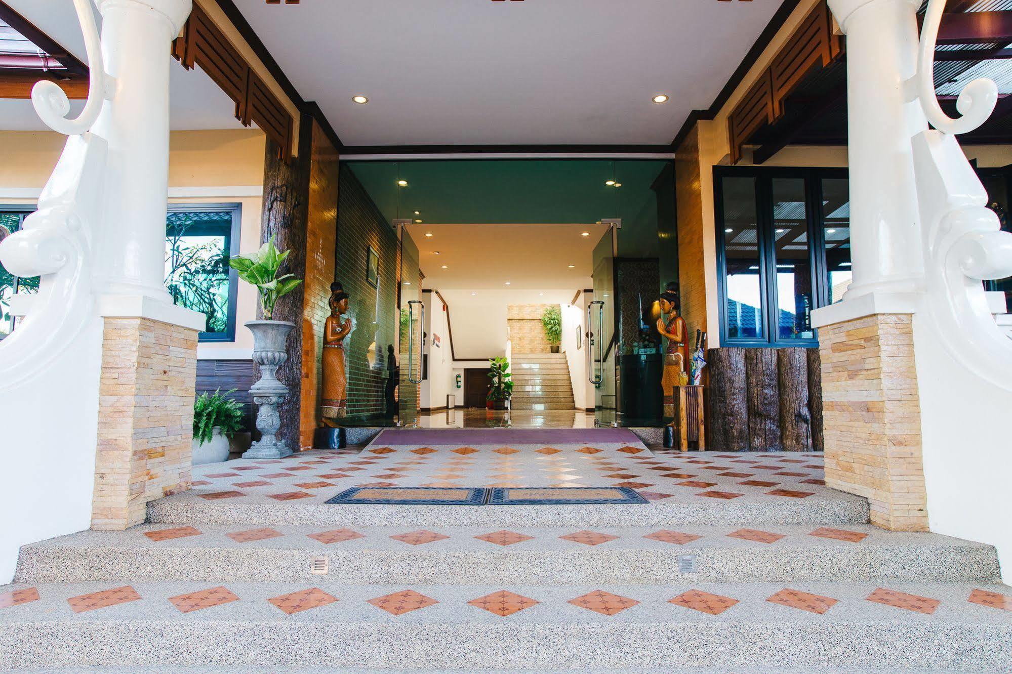 Capital O 727 Be One Resort Τσιανγκ Ράϊ Εξωτερικό φωτογραφία